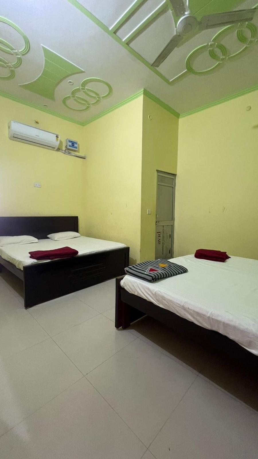 Hotel Vijay Palace Ayodhya Екстер'єр фото